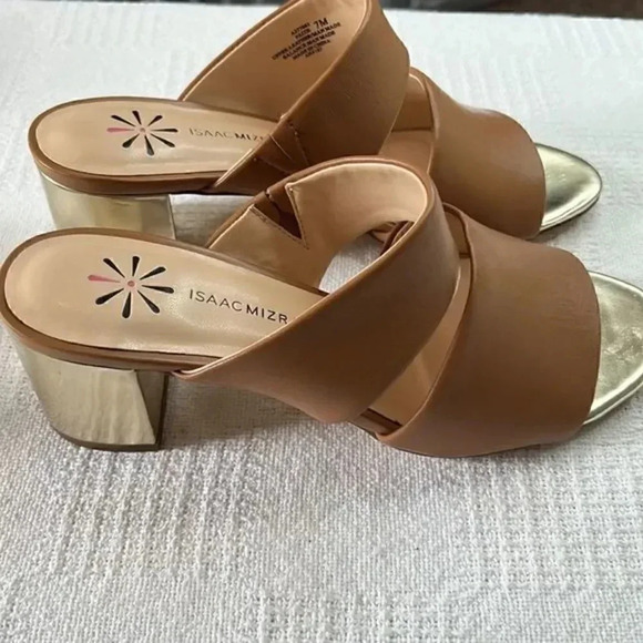 Isaac Mizrahi Leather Double Strap Slide Sandals w/ Block Heel Gold size 7m - Picture 2 of 5